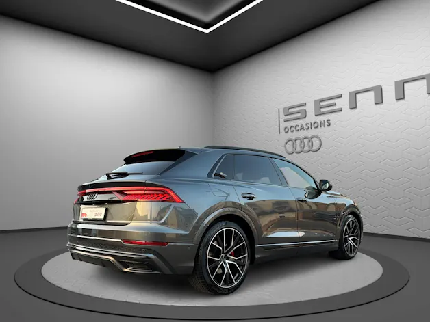 Audi Q8 55 TFSI Black Edition quattro tiptronic