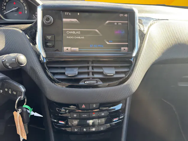 Peugeot 2008 1.6 e-HDi Allure