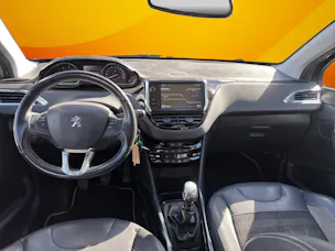 Peugeot 2008 1.6 e-HDi Allure