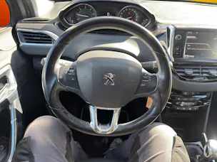 Peugeot 2008 1.6 e-HDi Allure