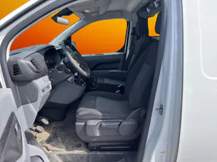 Peugeot Expert 2.0 BlueHDi 120 Active Standard