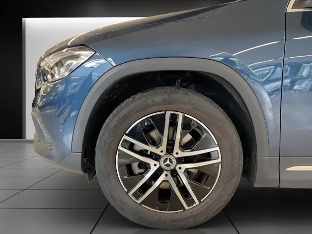 Mercedes-Benz GLA 220d 4Matic Progressive 8G-DCT