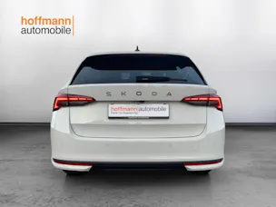 Škoda Octavia Combi 1.5 TSI mHEV DSG Selection