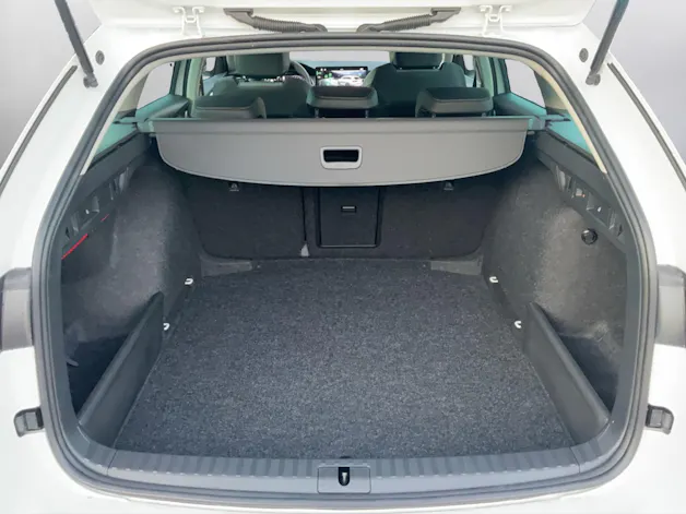 Škoda Octavia Combi 1.5 TSI mHEV DSG Selection
