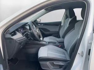 Škoda Octavia Combi 1.5 TSI mHEV DSG Selection