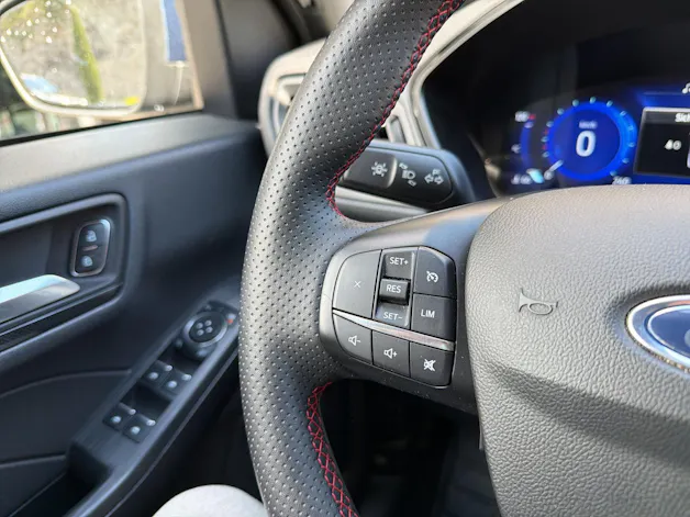 Ford Kuga 2.5 FHEV ST-Line 4W