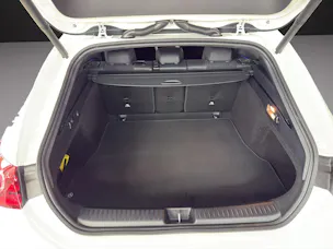 Mercedes-Benz CLA 350 4MATIC Shooting Brake with EQ Technology