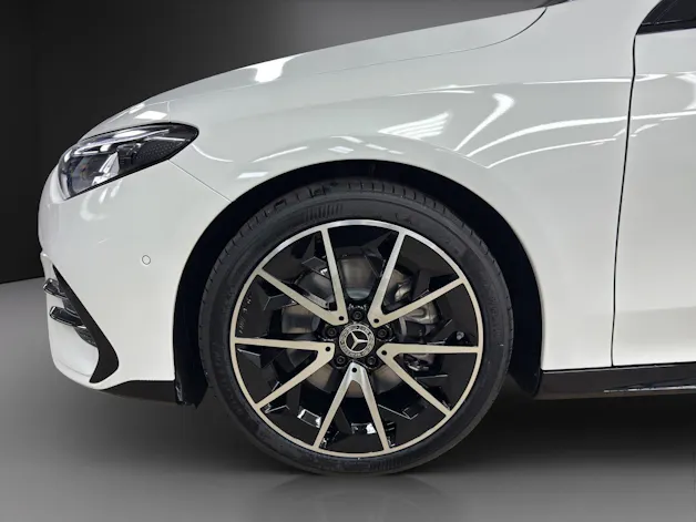 Mercedes-Benz CLA 350 4MATIC Shooting Brake with EQ Technology