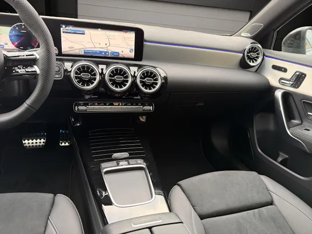 Mercedes-Benz A 220 4Matic 8G-DCT