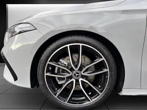 Mercedes-Benz A 220 4Matic 8G-DCT