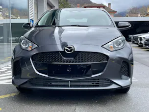 Mazda 2 Hybrid Centre-line