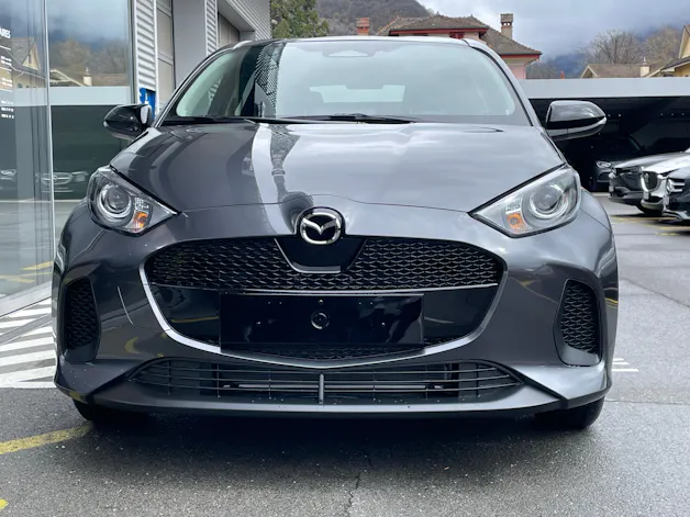 Mazda 2 Hybrid Centre-line