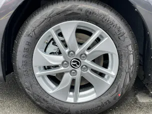 Mazda 2 Hybrid Centre-line