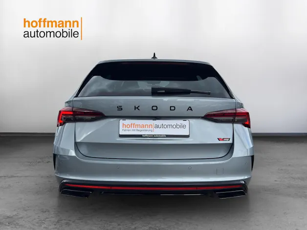 Škoda Octavia Combi 2.0 TSI DSG RS