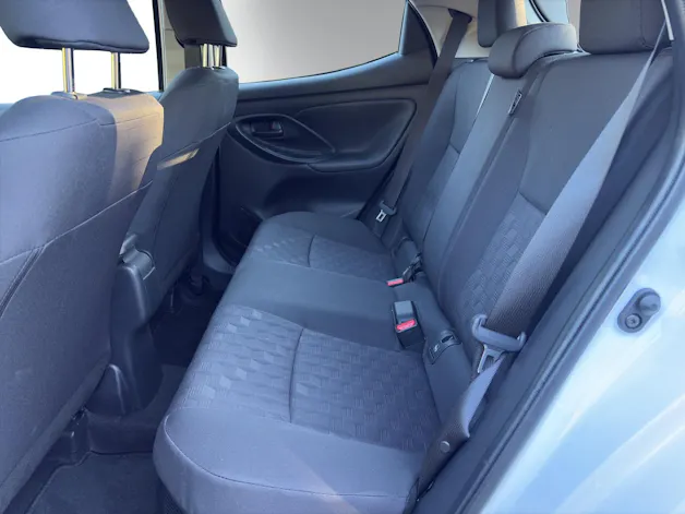 Mazda 2 Hybrid Centre-line