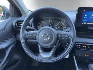 Mazda 2 Hybrid Centre-line