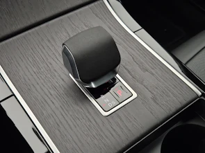 Fahrzeugbild LAND ROVER Range Rover Evoque 1.5 T 270e Autobiography 0.99% Leasing Prestige Bonus CHF 7500.-