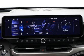https://vehicle.imgix.net/4259527/dcde59bb-c937-4a01-9ecf-51d5aee38da9.JPG