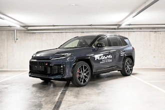 https://vehicle.imgix.net/4259529/d12270c2-48a3-46ea-ad3e-3062d5301ff1.jpg