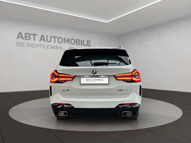 BMW X3 30e xDrive SAG