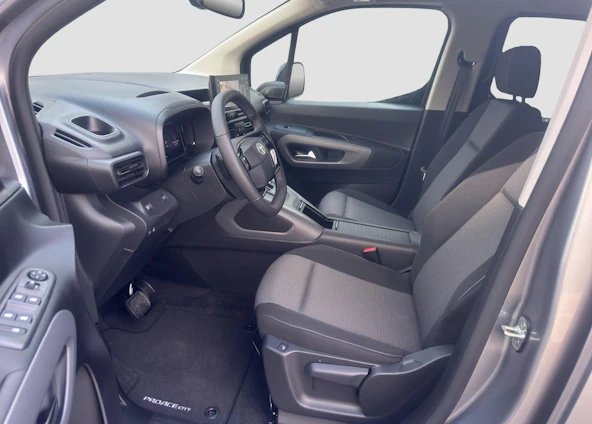 image du véhicule 10 image du véhicule 10