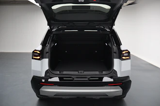 https://vehicle.imgix.net/4259557/ee236d20-b42f-4863-9c97-4f63d1929a8c.JPG