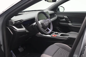 https://vehicle.imgix.net/4259568/3acfdb39-d4c8-49db-94d5-3f9e8189a6de.JPG