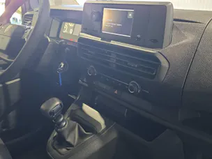 Peugeot Expert Kaw. Standard 1.5 BlueHDi 120 PS
