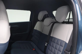 https://vehicle.imgix.net/4259608/7b746d7e-f7eb-4dbc-8309-4633aa41a04b.JPG
