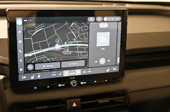 https://vehicle.imgix.net/4259613/fbb8d5a1-2b87-43ad-a81f-f11fb73c4591.jpg