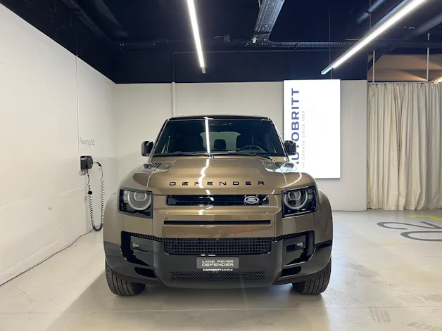 Land Rover Defender 110 3.0 D I6 350 X-Dynamic HSE