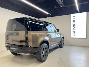 Land Rover Defender 110 3.0 D I6 350 X-Dynamic HSE