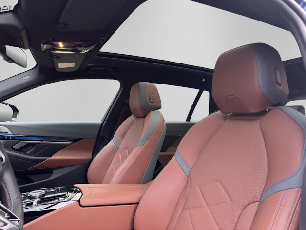 BMW i5 M60 xDrive Touring