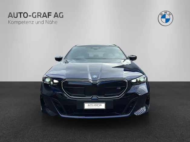 BMW i5 M60 xDrive Touring