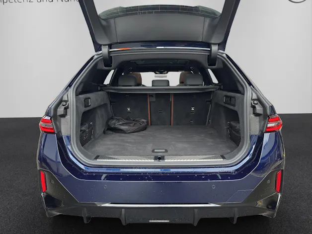 BMW i5 M60 xDrive Touring
