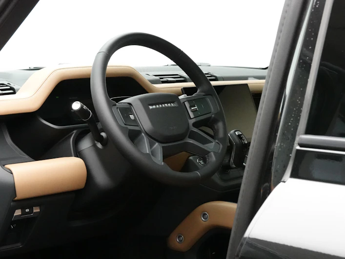 Fahrzeugbild LAND ROVER DEFENDER