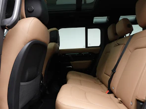 Fahrzeugbild LAND ROVER Defender 110 3.0 D I6 250 X-Dynamic SE