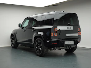 Fahrzeugbild LAND ROVER Defender 110 3.0 D I6 250 X-Dynamic SE