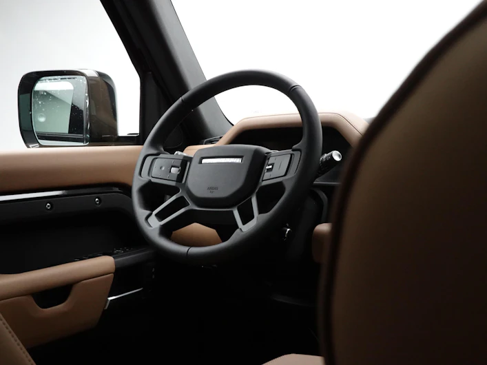 Fahrzeugbild LAND ROVER DEFENDER