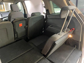 https://vehicle.imgix.net/4259730/8ffdad38-71d3-451d-a002-d9de708dcc38.JPG