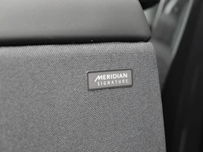 Fahrzeugbild LAND ROVER Range Rover Sport 4.4 V8 SV Carbon