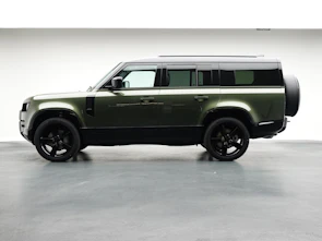 Fahrzeugbild LAND ROVER Defender 130 3.0 D I6 350 X-Dynamic HSE