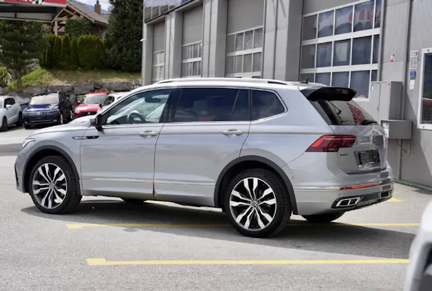 VW Tiguan Allspace 2.0 TSI R-Line DSG
