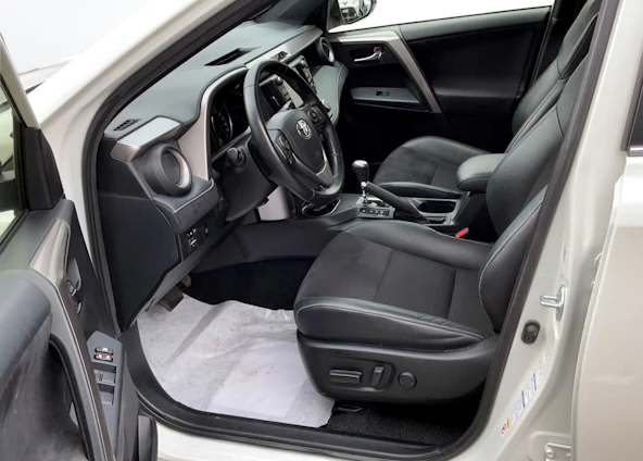 Fahrzeugbild 4 Fahrzeugbild 4