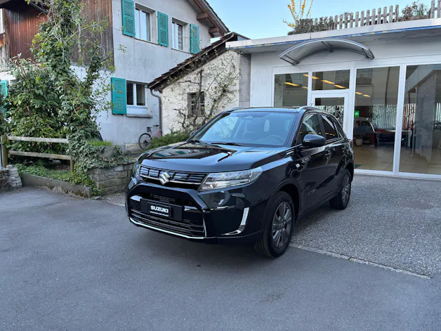 Suzuki Vitara 1.4 T Sakura Hybrid 4x4