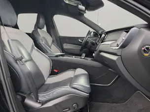 Volvo XC60 2.0 B4 MH R-Design AWD