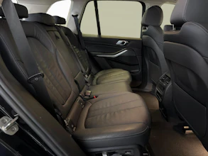 https://vehicle.imgix.net/4259904/2ffdd4d0-bbc9-43ae-a672-808ef9746eac.jpg