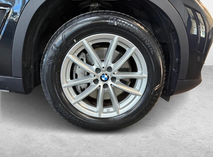 image du véhicule BMW X5