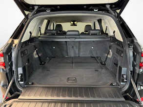 https://vehicle.imgix.net/4259904/ed9d5308-b50d-4927-9685-87c94af22fb3.jpg