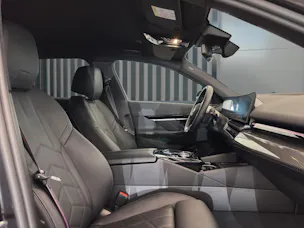 BMW 540d xDrive Touring M SPORTPAKET PRO (Import)